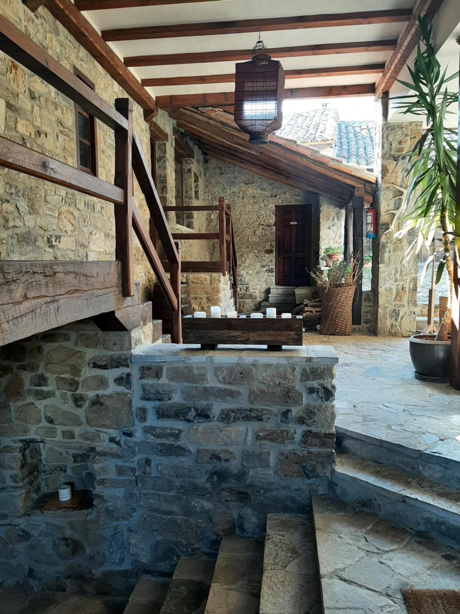 Olmares Apartamento Picos De Europa Pesaguero-La Parte Exterior photo